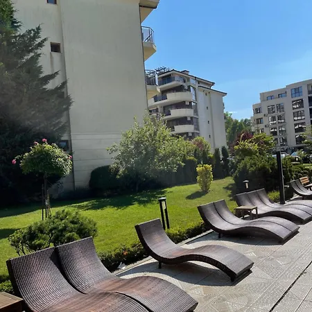 Apartment In Long