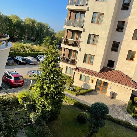 In Long Шкорпиловци