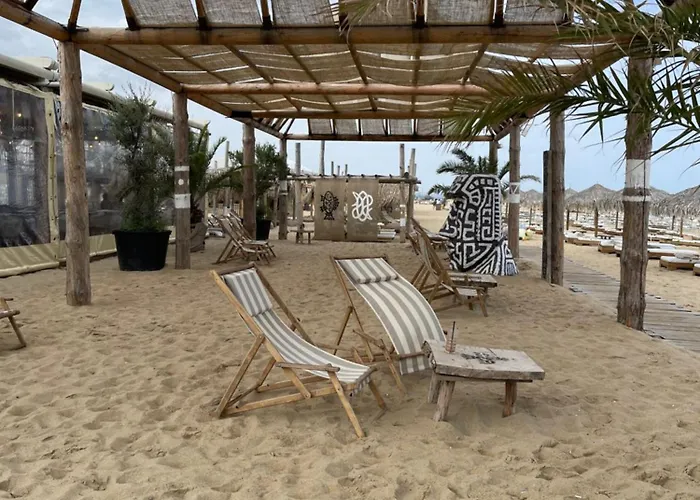 Apartment In Long Shkorpilovtsi